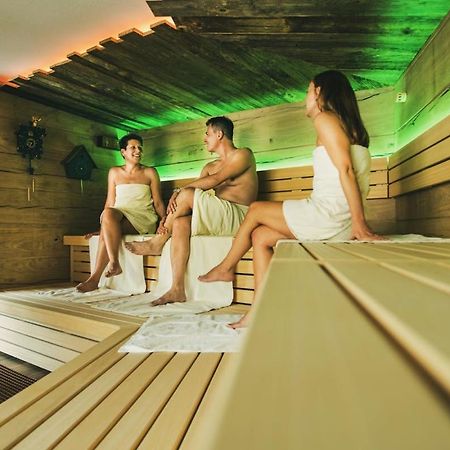 Mokni's Palais Hotel&SPA Bad Wildbad Bagian luar foto