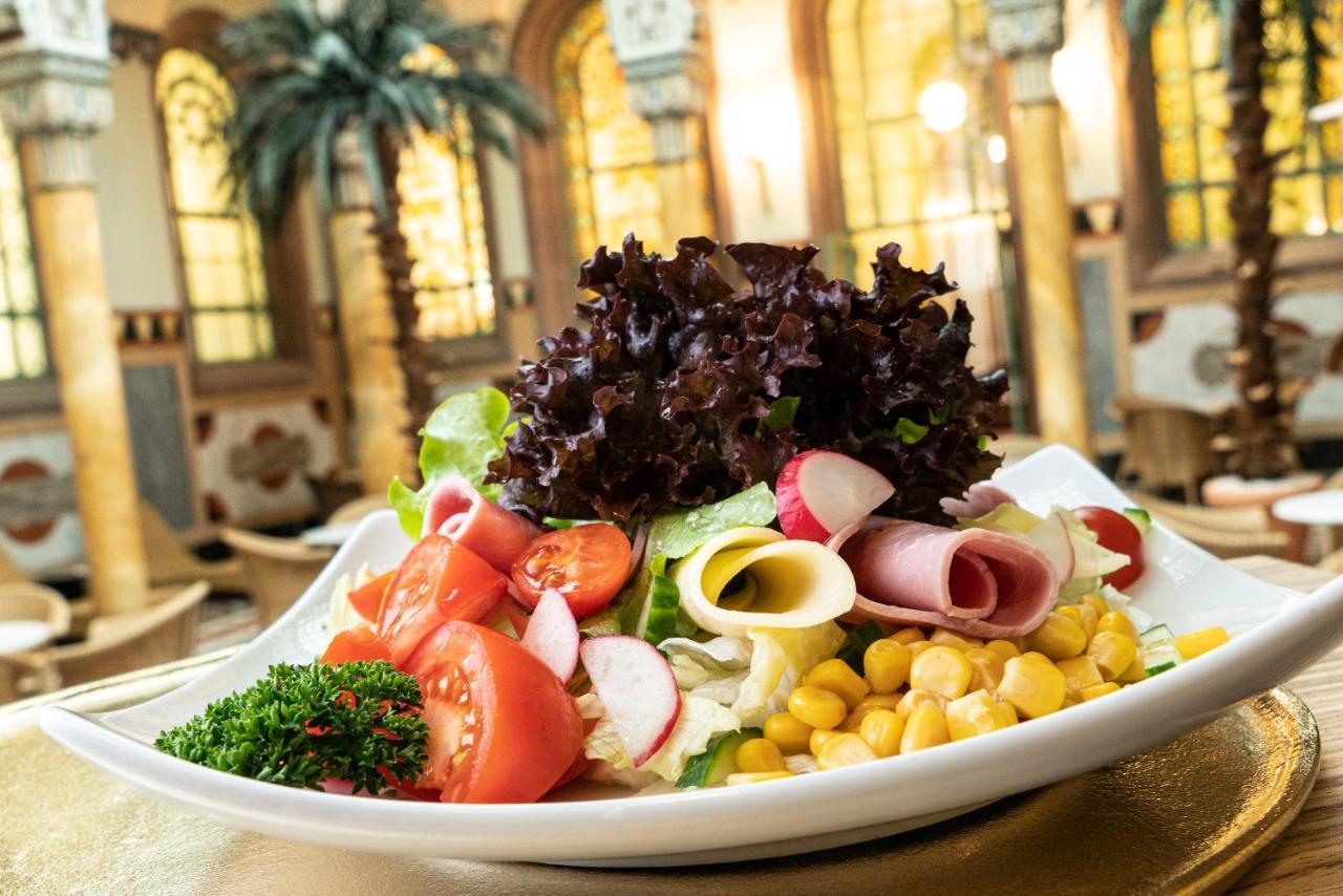 Mokni's Palais Hotel&SPA Bad Wildbad Bagian luar foto