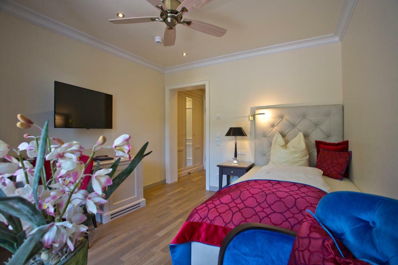 Mokni's Palais Hotel&SPA Bad Wildbad Bagian luar foto